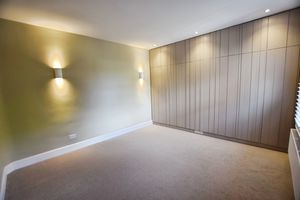 Bedroom- click for photo gallery